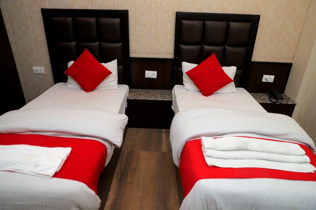 Hotel Sk International Rishīkesh Esterno foto