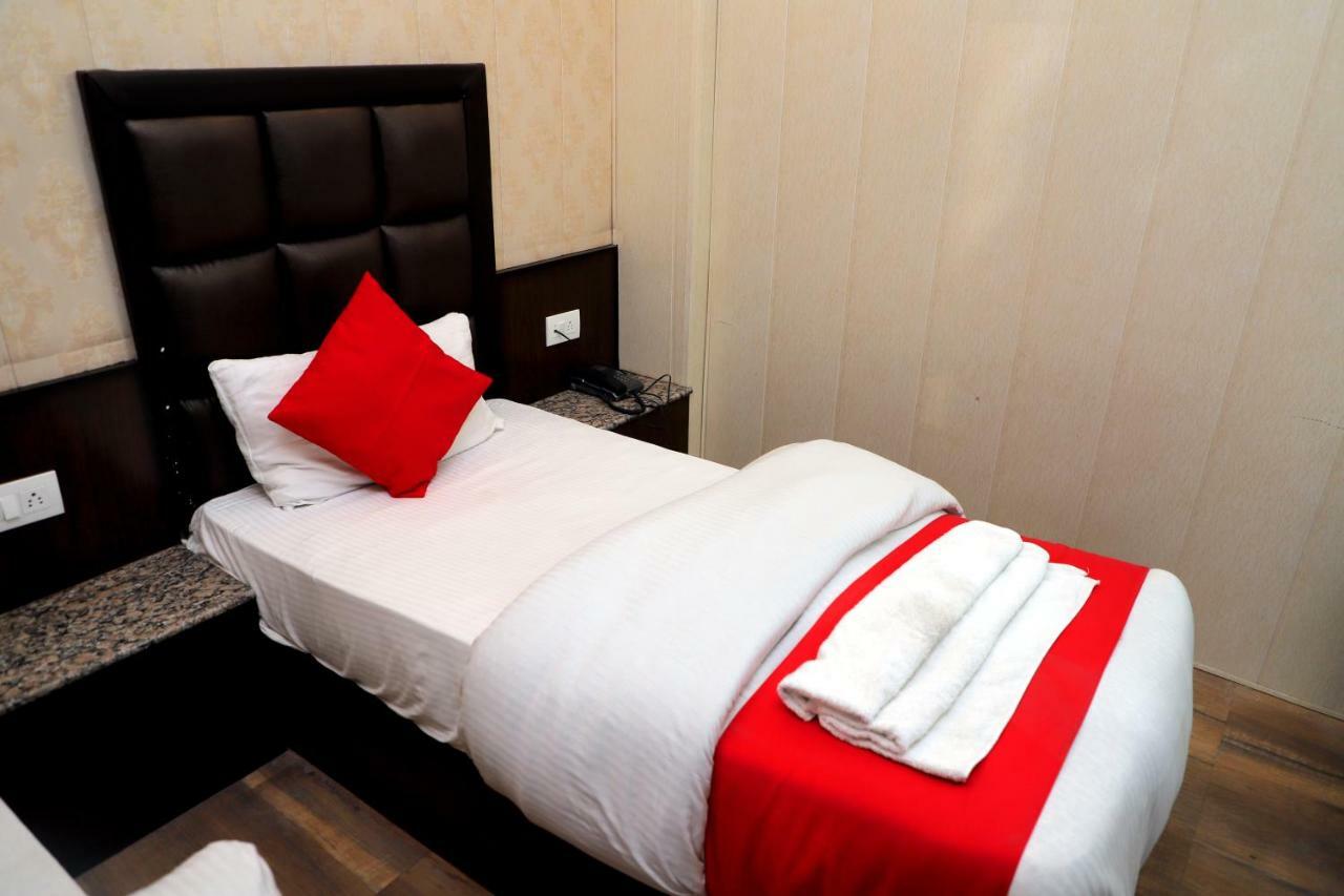 Hotel Sk International Rishīkesh Esterno foto
