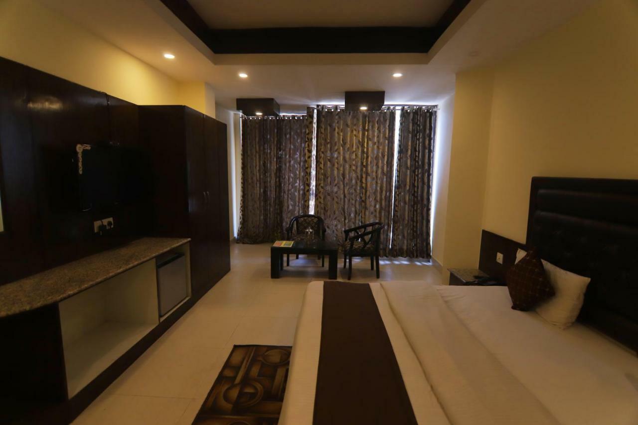 Hotel Sk International Rishīkesh Esterno foto